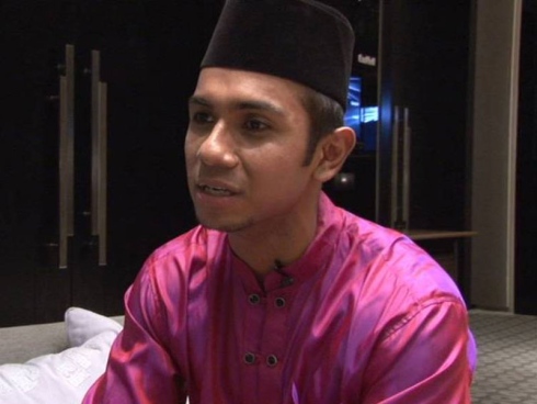 Malaysia, Berita, Gossip, Gosip, Hiburan, Selebriti, Artis Malaysia, Taufik Batisah, Utamakan, Baju Raya, Ibu