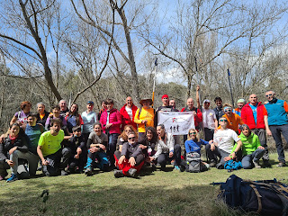 Foto de grupo junto al río Cega