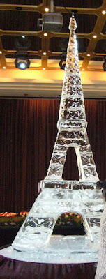 Tour Eiffel en glace - Hotel Grand Formosa Taipei. Réception du 14 juillet 2007.