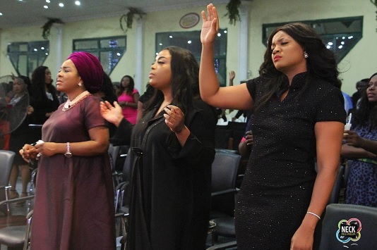 Omotola Jalade Worships God In Spirit At Victorious Army Women Conference In Ikeja Lagos