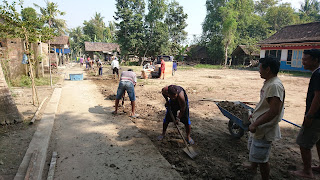 Pembangunan infrastruktur mandiri Kampung KB Gumulan 