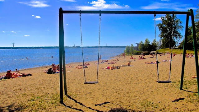 Clean bathing water in EU four problems beaches in Swedish Finland