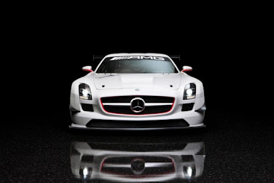 2010 Mercedes-Benz SLS AMG GT3 Front View