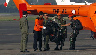 Evakuasi Korban Pesawat Sukhoi SuperJet 100