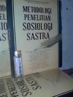 Jual Buku METODOLOGI PENELITIAN SOSIOLOGI SASTRA Penulis DR SUWARDI ENDRASWARA MHum