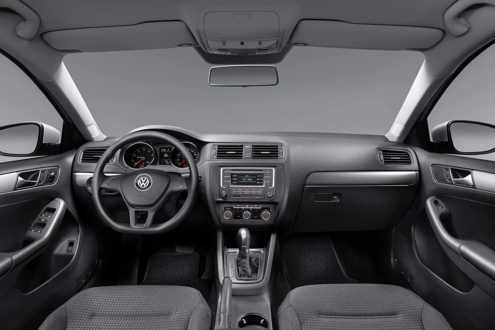 Novo VW Jetta 2015 - Trendline - interior