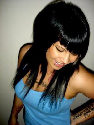 long emo hairstyle that made by the sexy girl is very pretty with a 