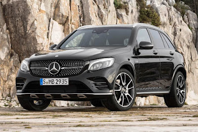 Mercedes-AMG GLC 43 4Matic (2017) Front Side