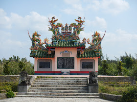 Chinese Style Monument