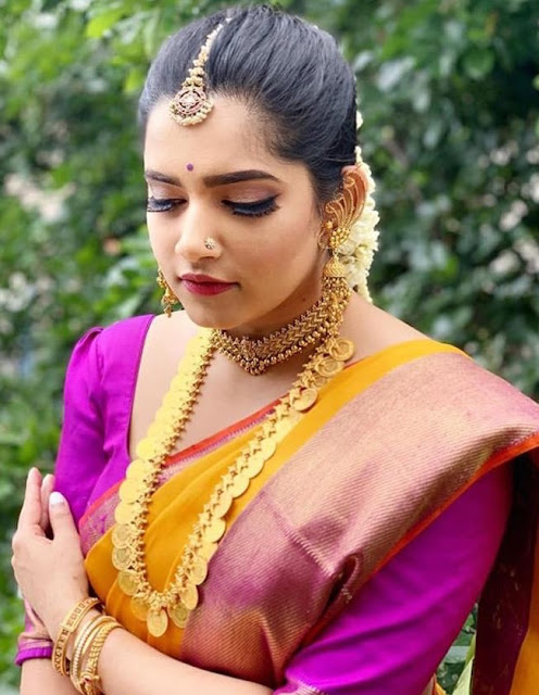 Real Brides in Ever Green Kasu Mala