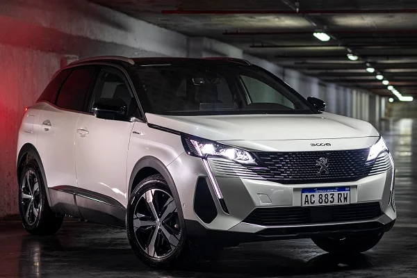 Peugeot 3008 GT Pack Hybrid4