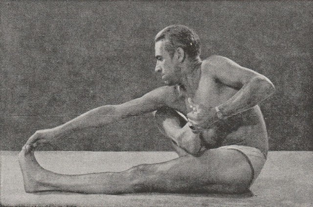 BORIS SACHAROW: Germany's First Hathayoga Teacher