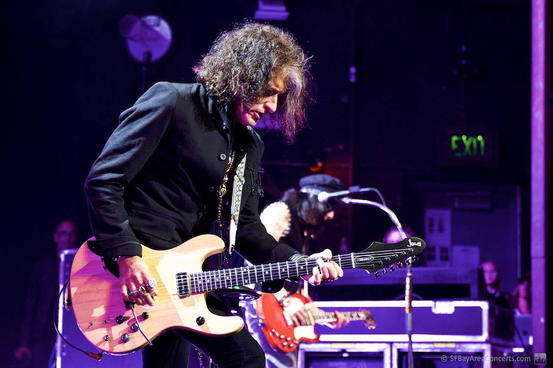 Joe Perry of The Hollywood Vampires (Photo: Kevin Keating)