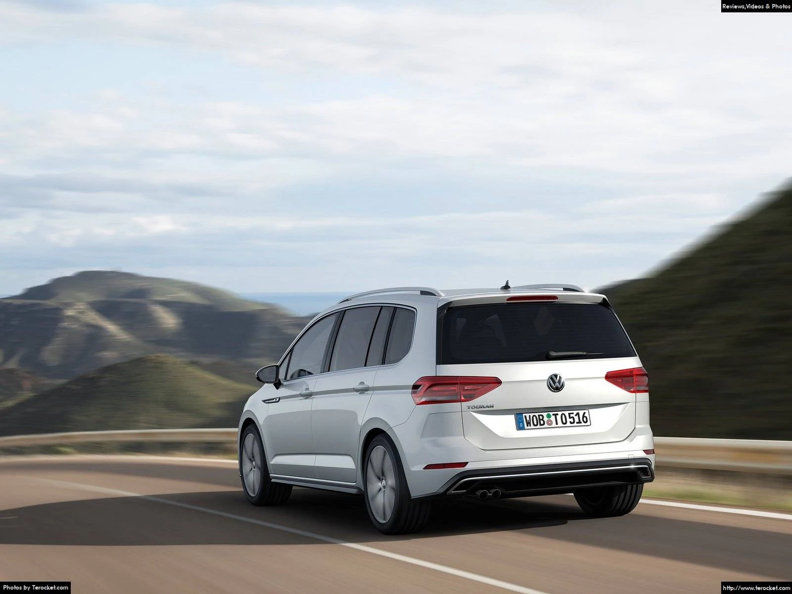 Hình ảnh xe ô tô Volkswagen Touran 2016 & nội ngoại thất