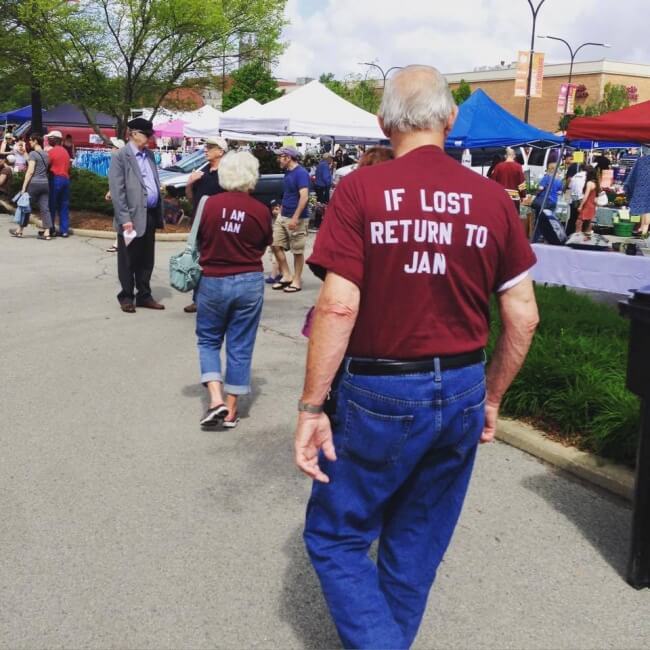 20 Exhilarating Images That Show Love Has No Age Limits - Wear matching t-shirts
