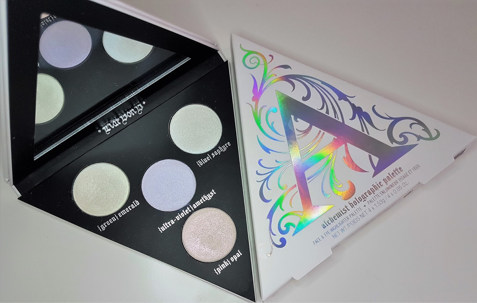 alchemist_holographic_palette_kat_von_d_swatch_dupe_makeup_avis_code_promo