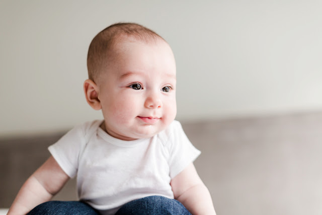 DC Family Photographer - 5 Month Photos by Heather Ryan Photography