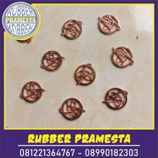 LABEL HIJAB WARNA BRONZE ( TEMBAGA ) SESUAI DENGAN DESAIN ARAHAN YANG DI INGINKAN