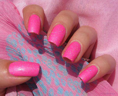 Creative Nail Design and Nail Art - Fashion Makeup