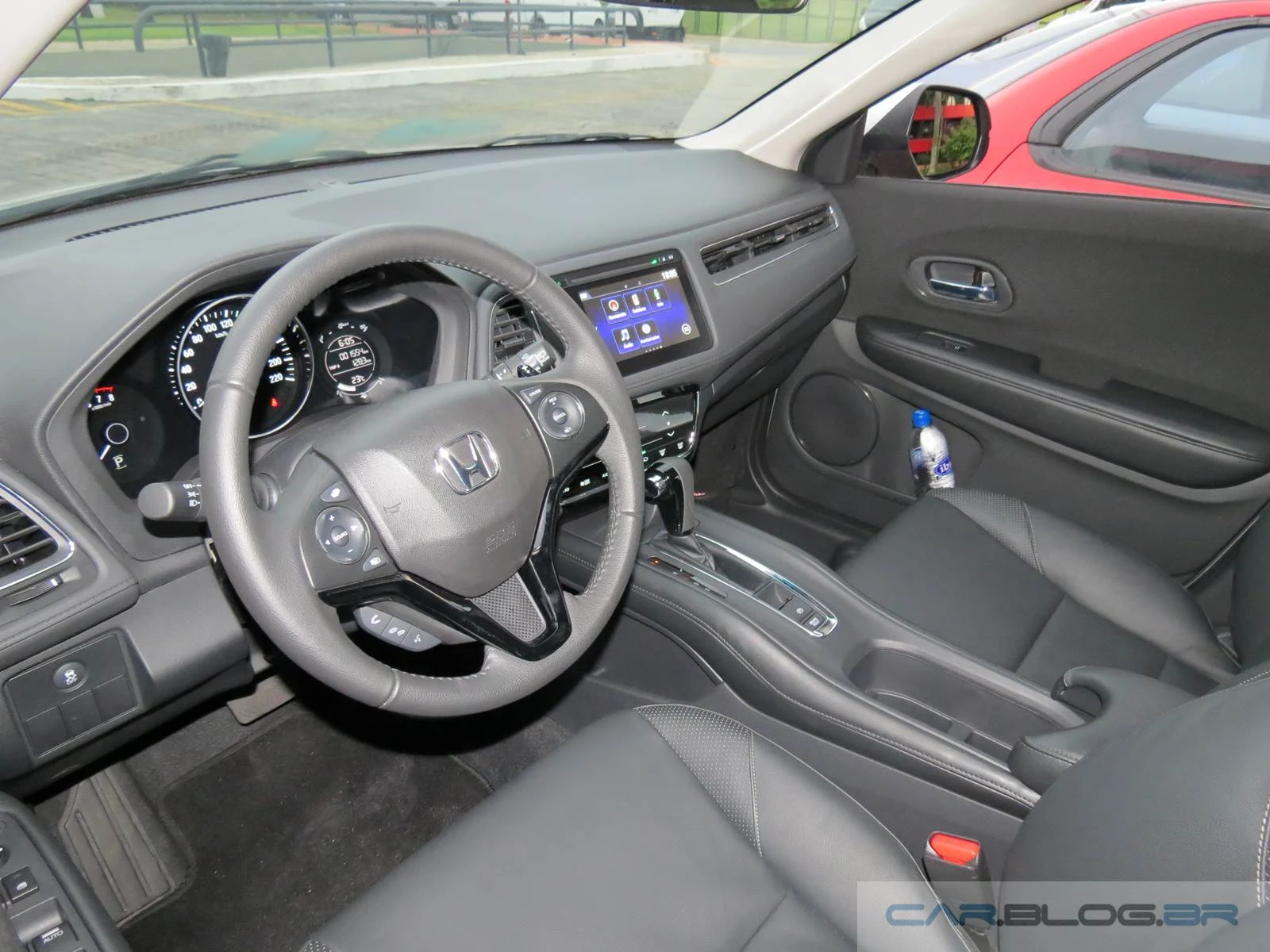 carro Honda HR-V - interior