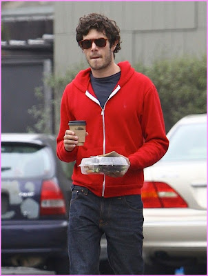 Adam Brody Hollywood Star Personal Information And Nice New Images Gallery.