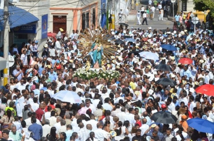 https://www.notasrosas.com/Riohacha se vistió de gala el 02 de febrero, para celebrar la Fiesta de su patrona, la Virgen De Los Remedios