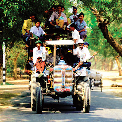 alternative transport in Myanmar on the road to mandalay