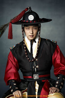 Pemain Arang and the Magistrate