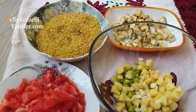 Sebzeli Bulgur Pilavı Tarifi Yapılışı