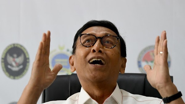 Wiranto: Karhutla Masih Ada karena Awan Hujan Lari ke Taiwan