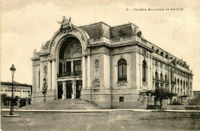 Nhà hát cổ nhất thành phố