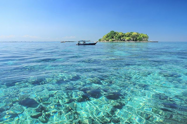 Mengulik Keindahan Pulau Samalona 