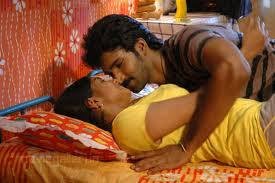 Tamil Aunty Bedroom Boob Pressing
