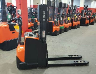 Xe nâng Stacker BT Toyota 0937782768