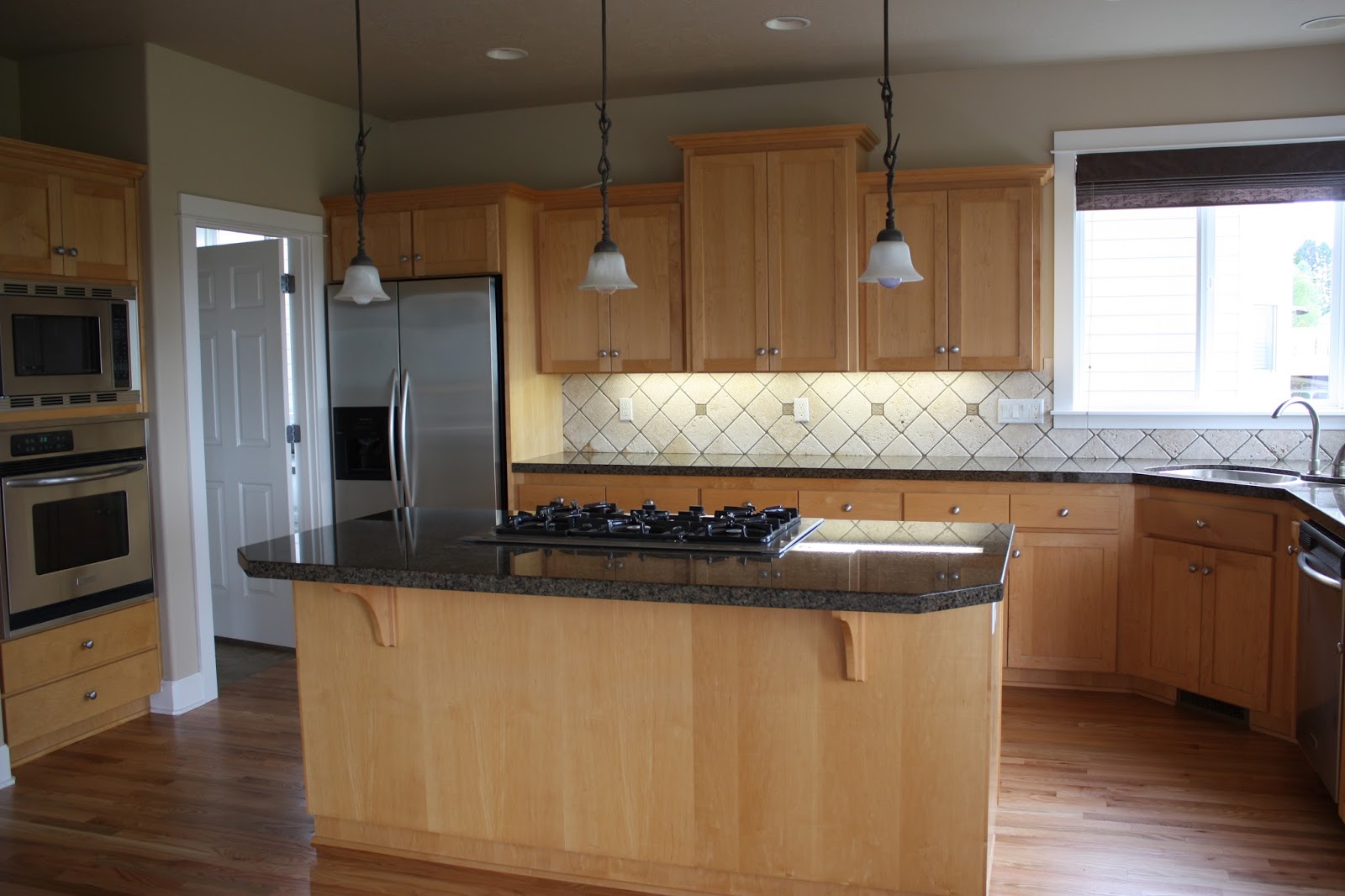 innovative kitchen backsplash