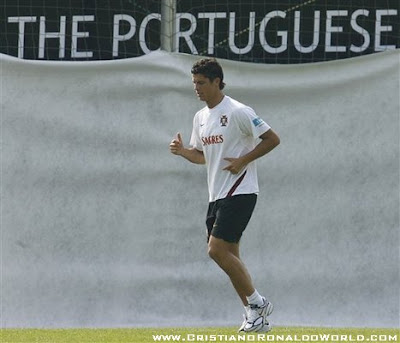 Cristiano Ronaldo Real Madrid Photos 5