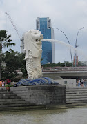 .and Singapore's iconic symbol, the Merlion (singapore river cruise merlion)