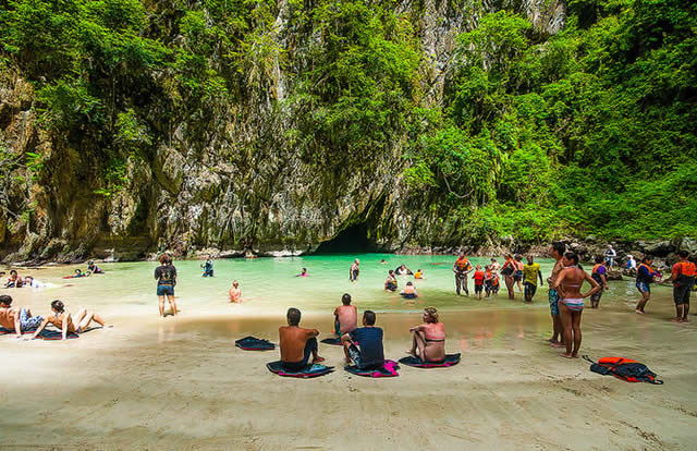 Cavernas Emerald, Koh Muk, Tailândia | Hidden Beach in Emerald Caves (Morakot Caves), Koh Muk Island, Thailand