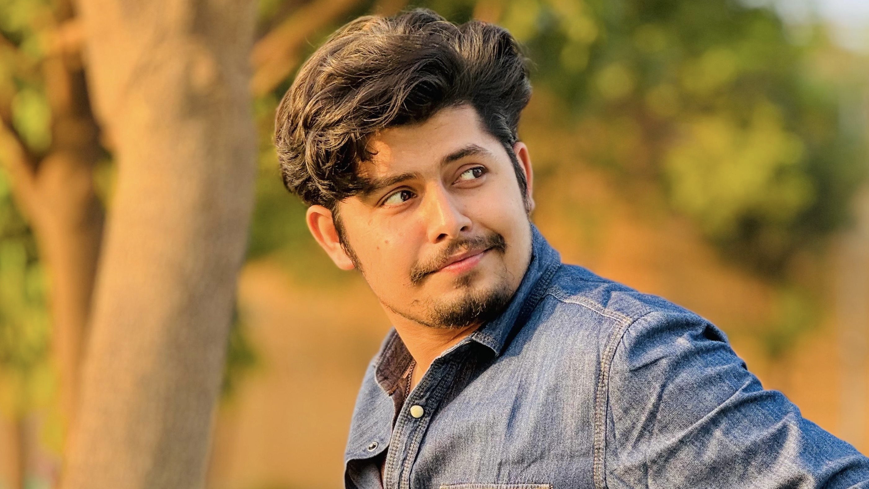 BluBox Media Unveils Rising Star Vansh Chauhan: From Tundla to Content Creation Stardom