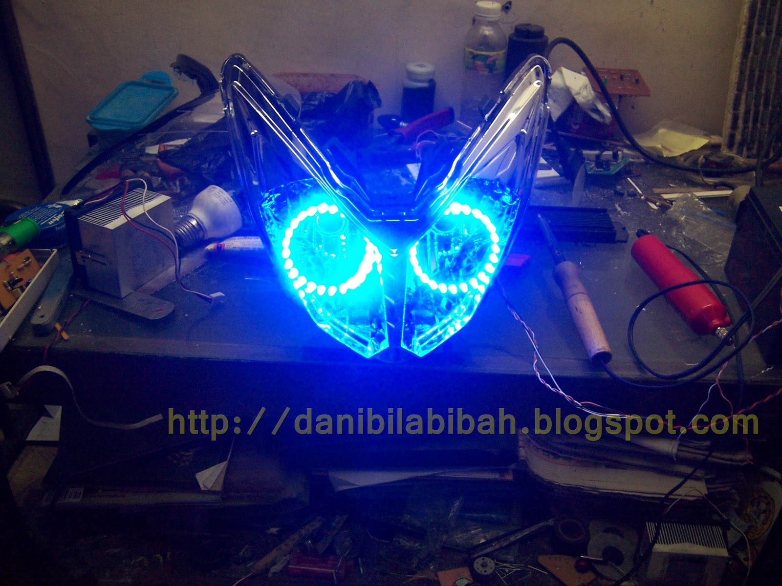 Danibilabibah DIY Led Angel Eyes Made By Me