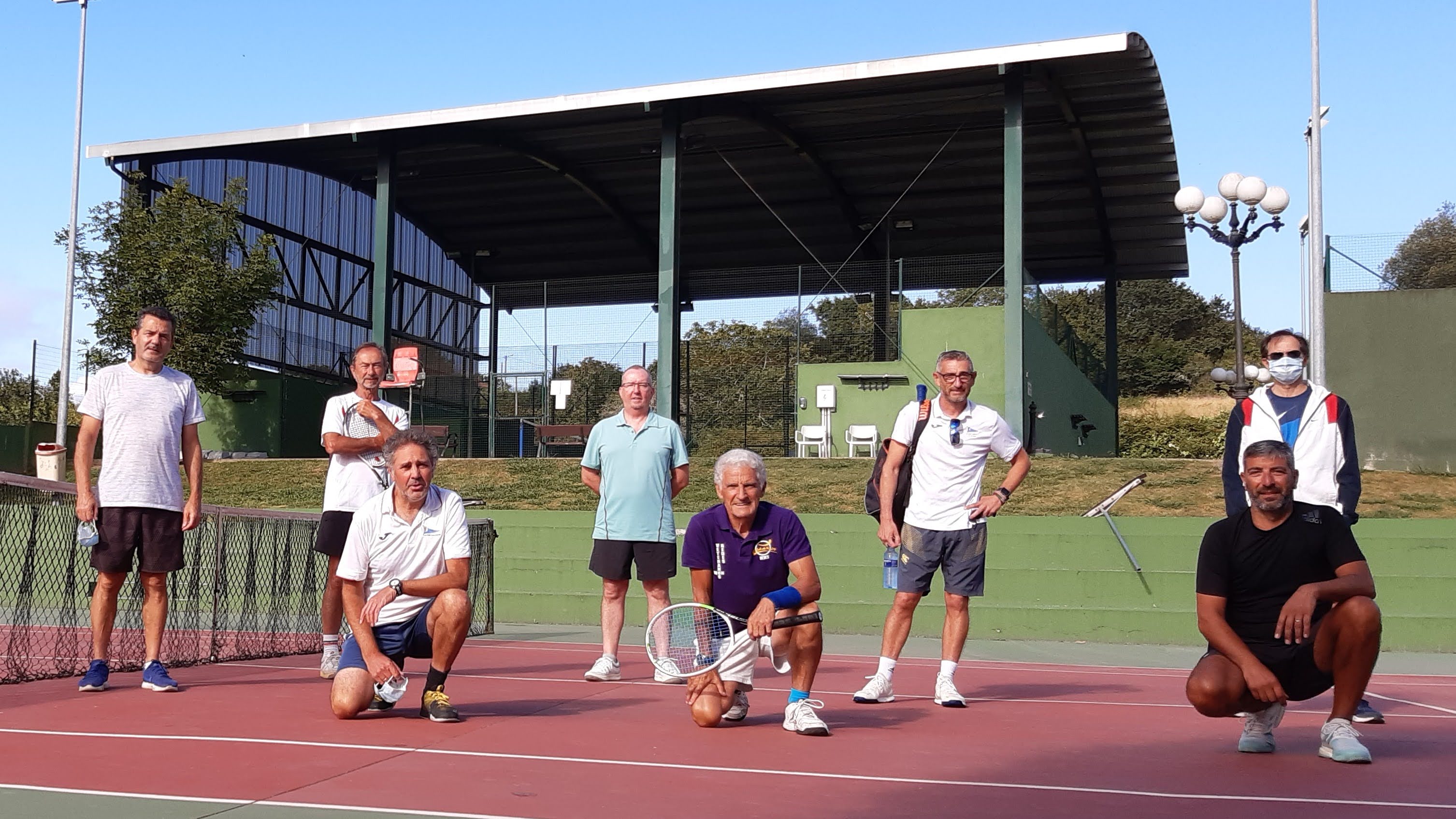 Serafín Afonso, José Deus, Daniel Fdez, Damien Dolan, Mon Regueiro, Fernando Barrós, Jorge Pablos y Susi Rodríguez