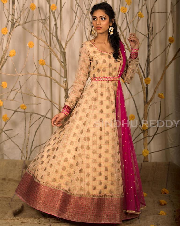 Buy Designer Ethnic Wear for Women Online in India - Idaho Clothing