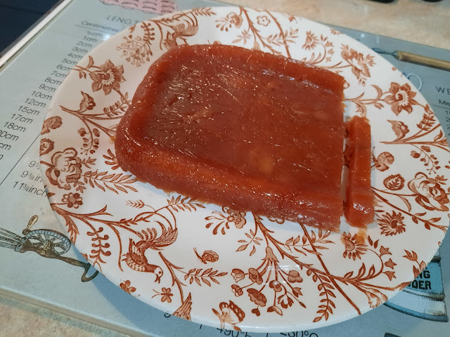 How to make Quince Cheese or Spanish Membrillo