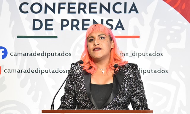 Expresa María Clemente García su solidaridad con trans agredidas en el Congreso de la CDMX