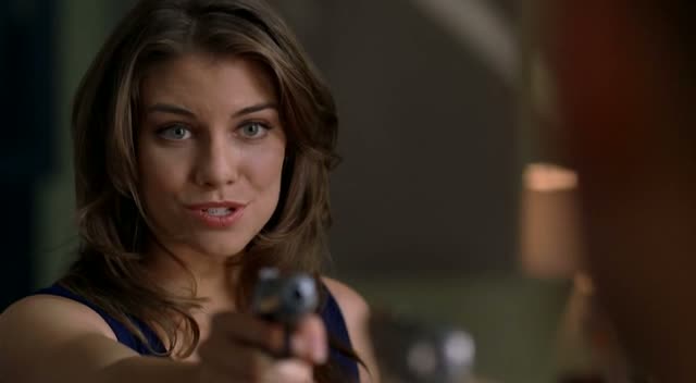 Lauren Cohan plays Bela Talbot and gives Katie Cassidy serious competition