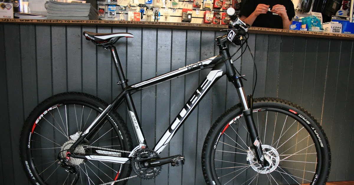 New CUBE ACID 2012 Bikes just arrived