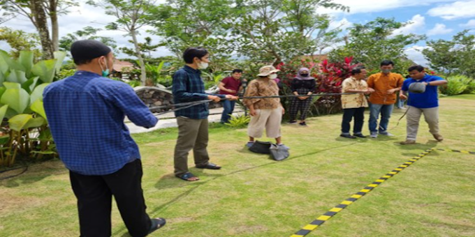 Pengurus Desa Wisata Wayang Wukirsari Dapat Pelatihan Team Building 