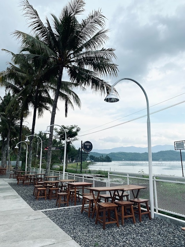 view brix coffee & kitchen klaten rowo jombor