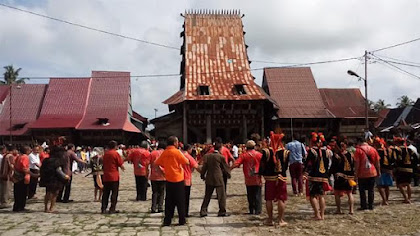 4 Fakta Menarik Mengenai Rumah Adat Omo Sebua Sumatra Utara