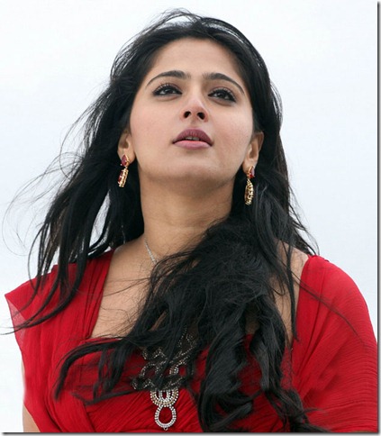 anushka_latest_cute_pic